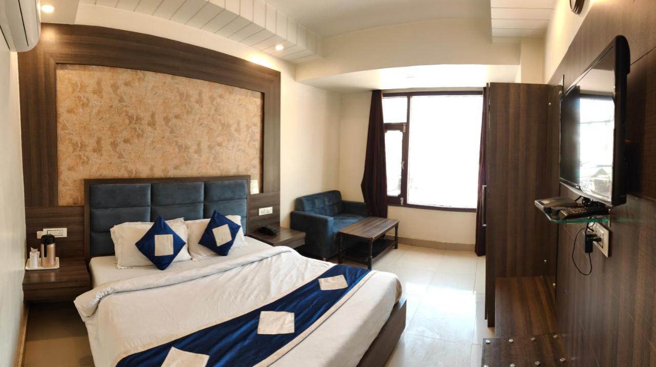 Hotel Krishna Katra  Dış mekan fotoğraf